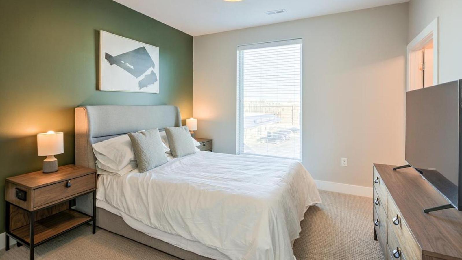 Landing At Parker Point - 2 Bedrooms In Cainhoy Apartment *