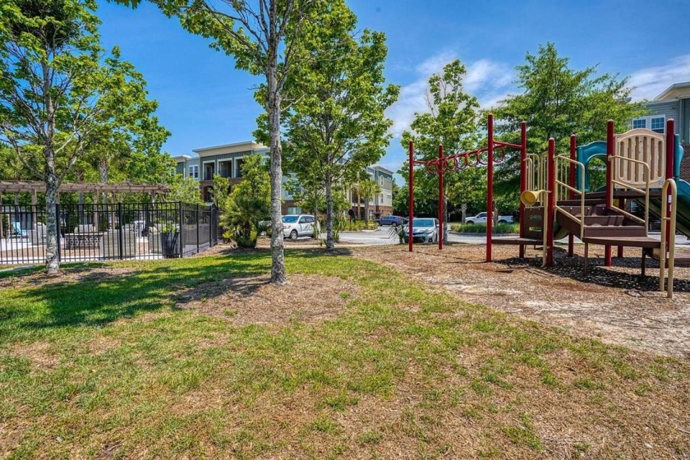 Apartment Landing At Parker Point - 2 Bedrooms In Cainhoy *
