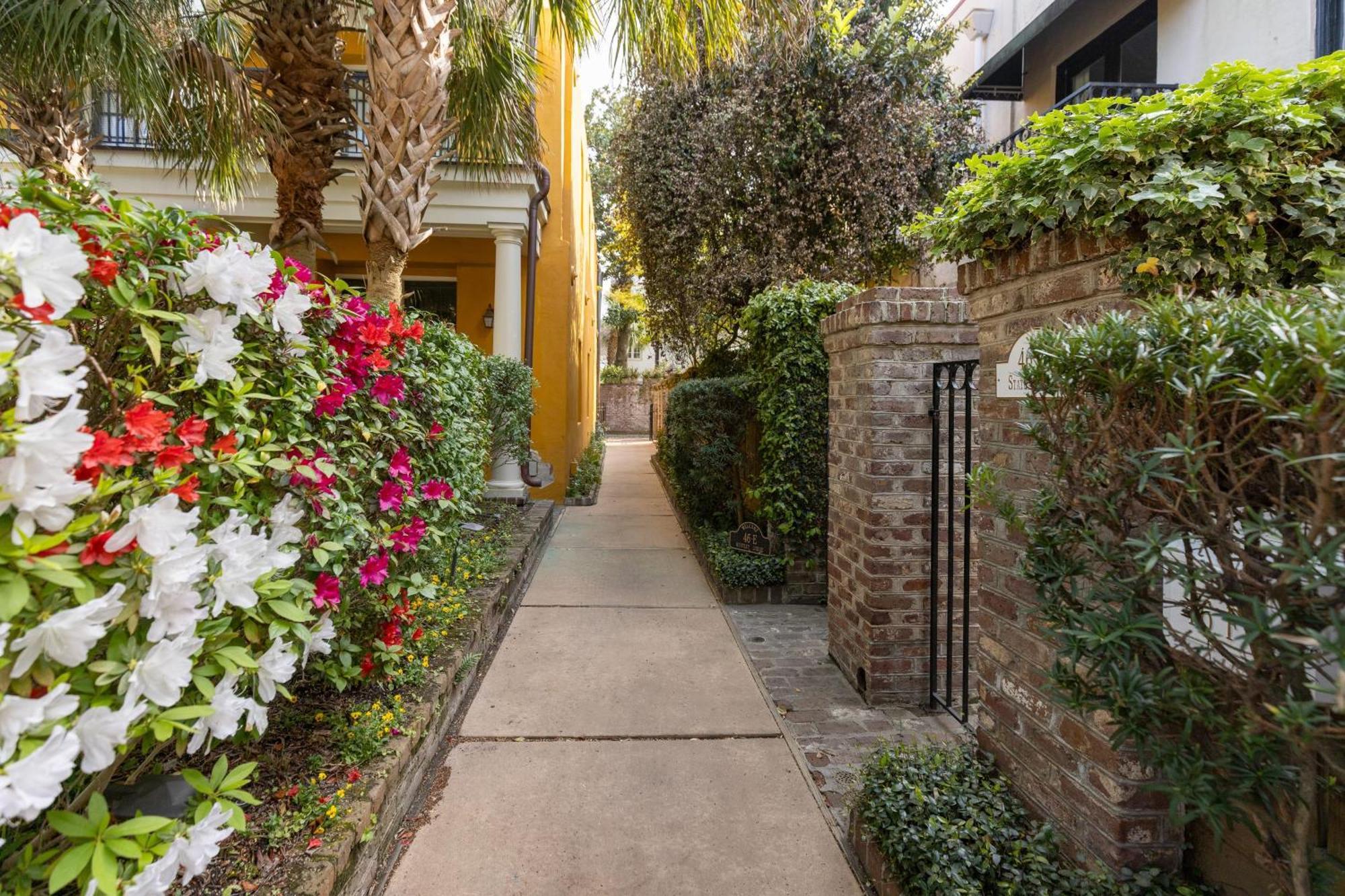 Apartment State St B By Avantstay French Quarter Rooftop Aesthetic Design *