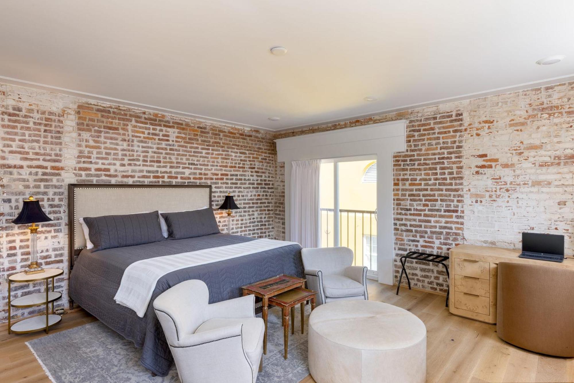 State St B By Avantstay French Quarter Rooftop Aesthetic Design * Charleston