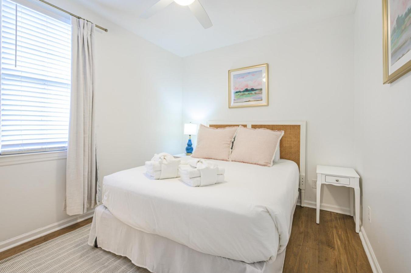 The Bogard House 2bd And Free Parking