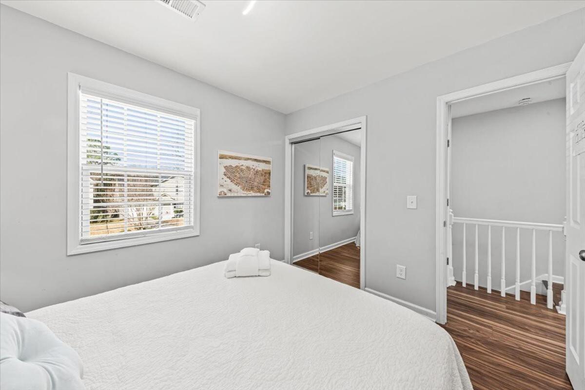 The Mossy Oak House Apartment Charleston