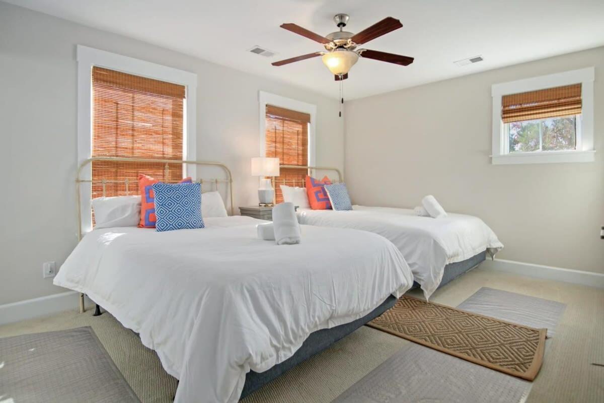 Mt Pleasant Retreat- Mins To Sullivan's Iop Holiday home Charleston