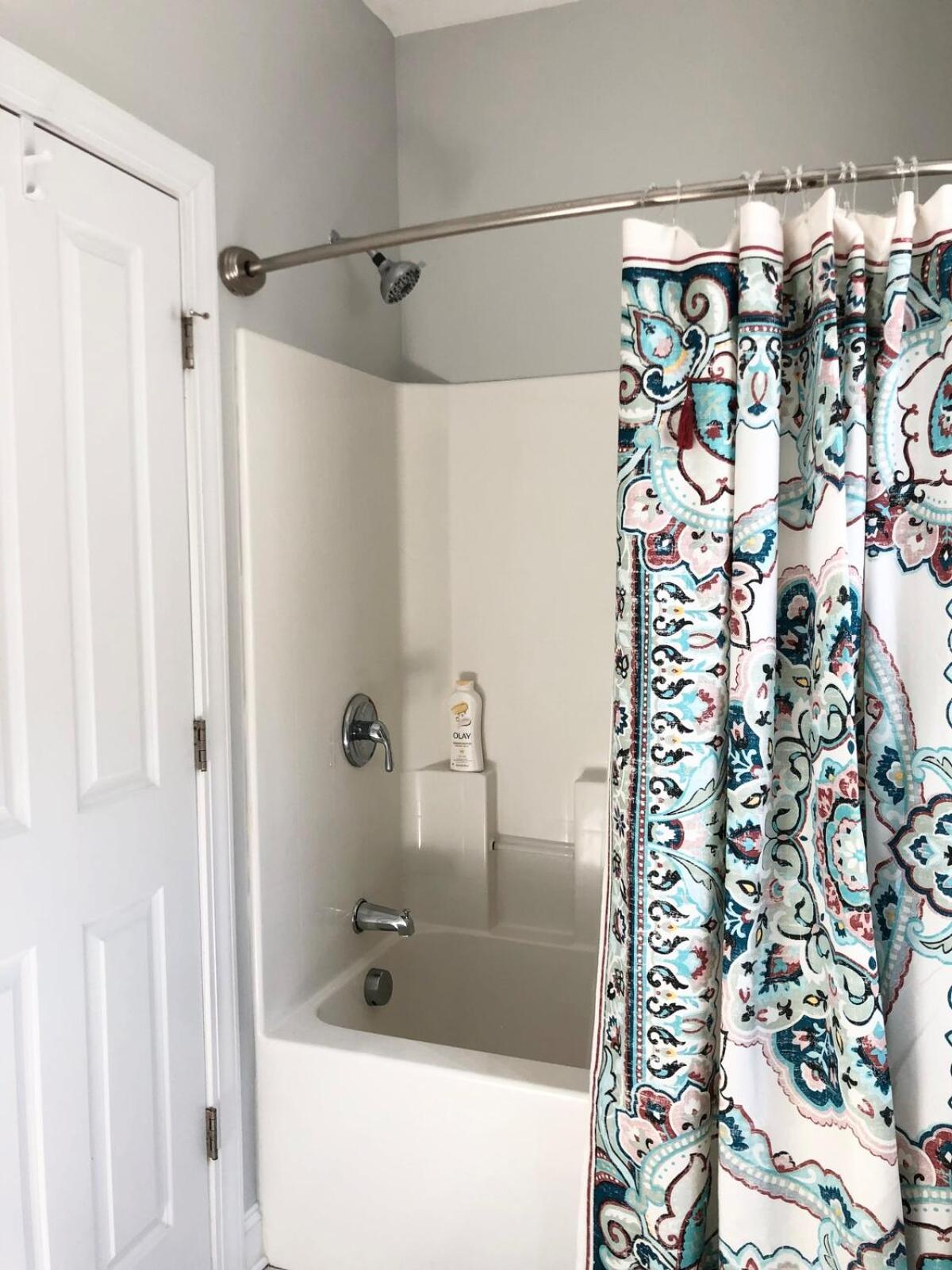 Holiday home Relax In Comfort - Retreat Near Chs Downtown & Airport
