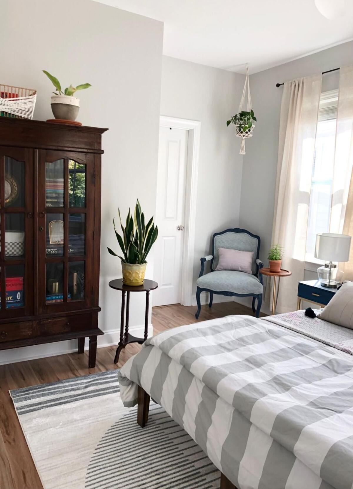 Relax In Comfort - Retreat Near Chs Downtown & Airport Holiday home *