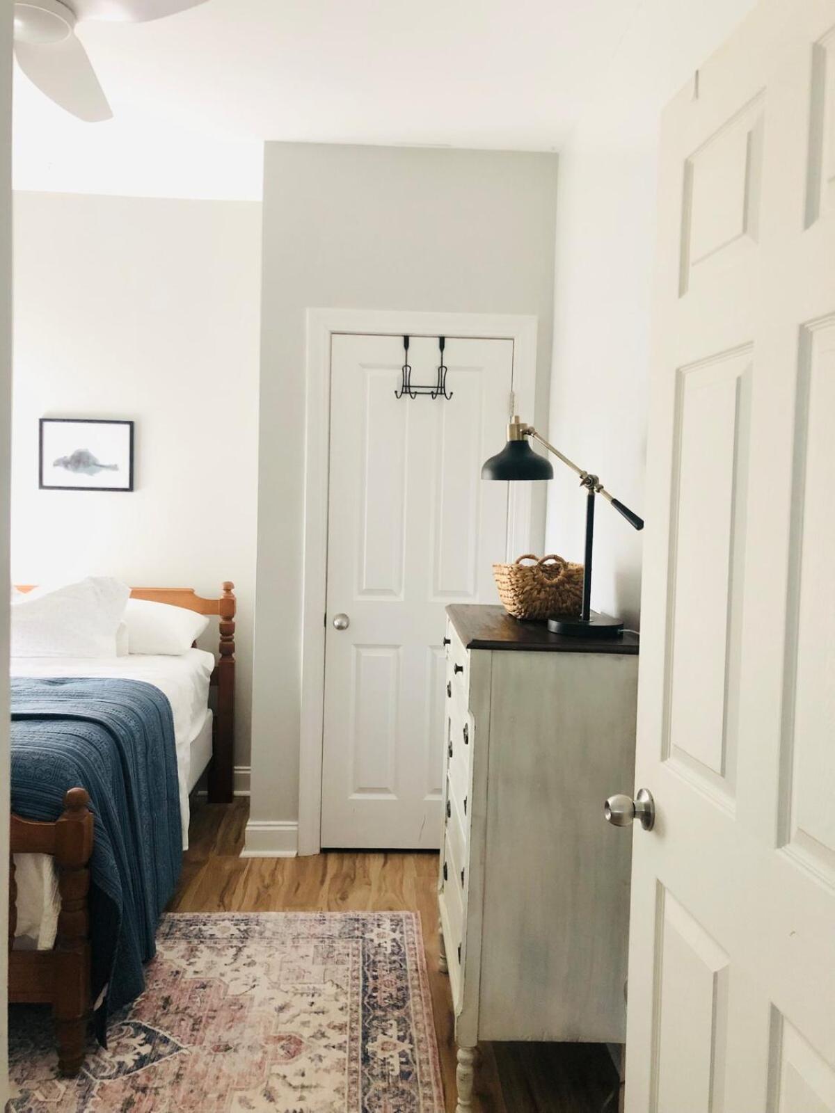 Relax In Comfort - Retreat Near Chs Downtown & Airport