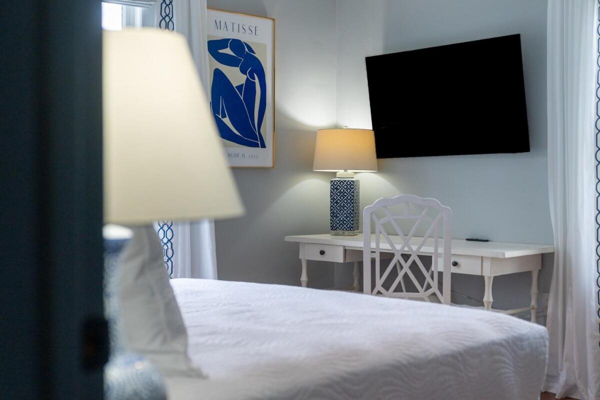 Apartment Private Pool Oasis 4 Bedroom Charleston