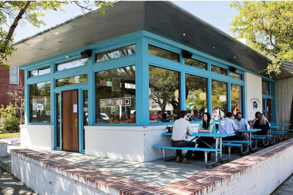 Renovated Oasis Mins To Dtwn And