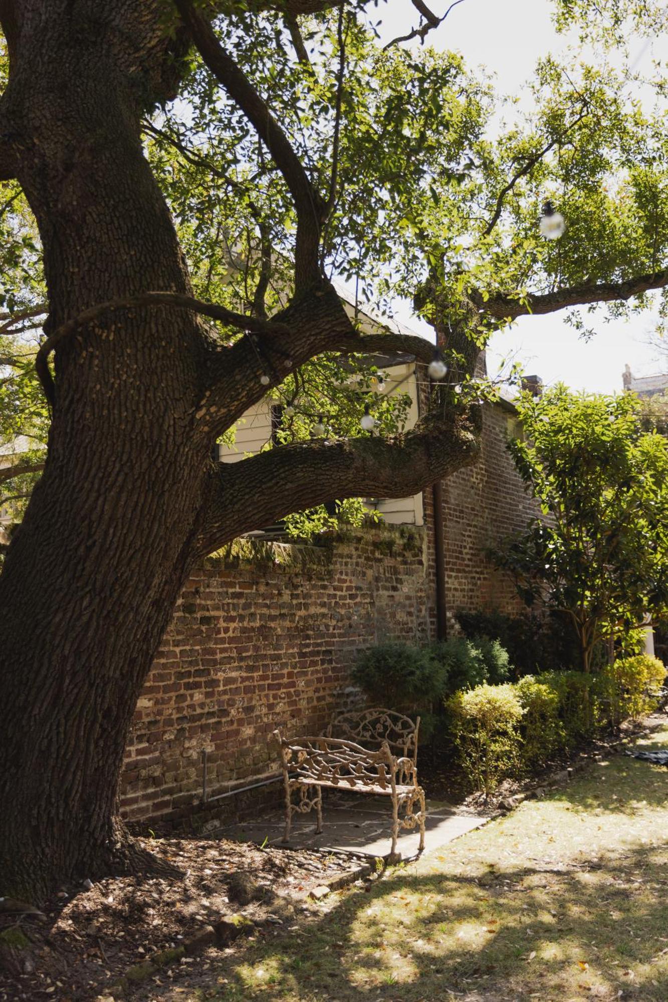 Bed & Breakfast 20 South Battery