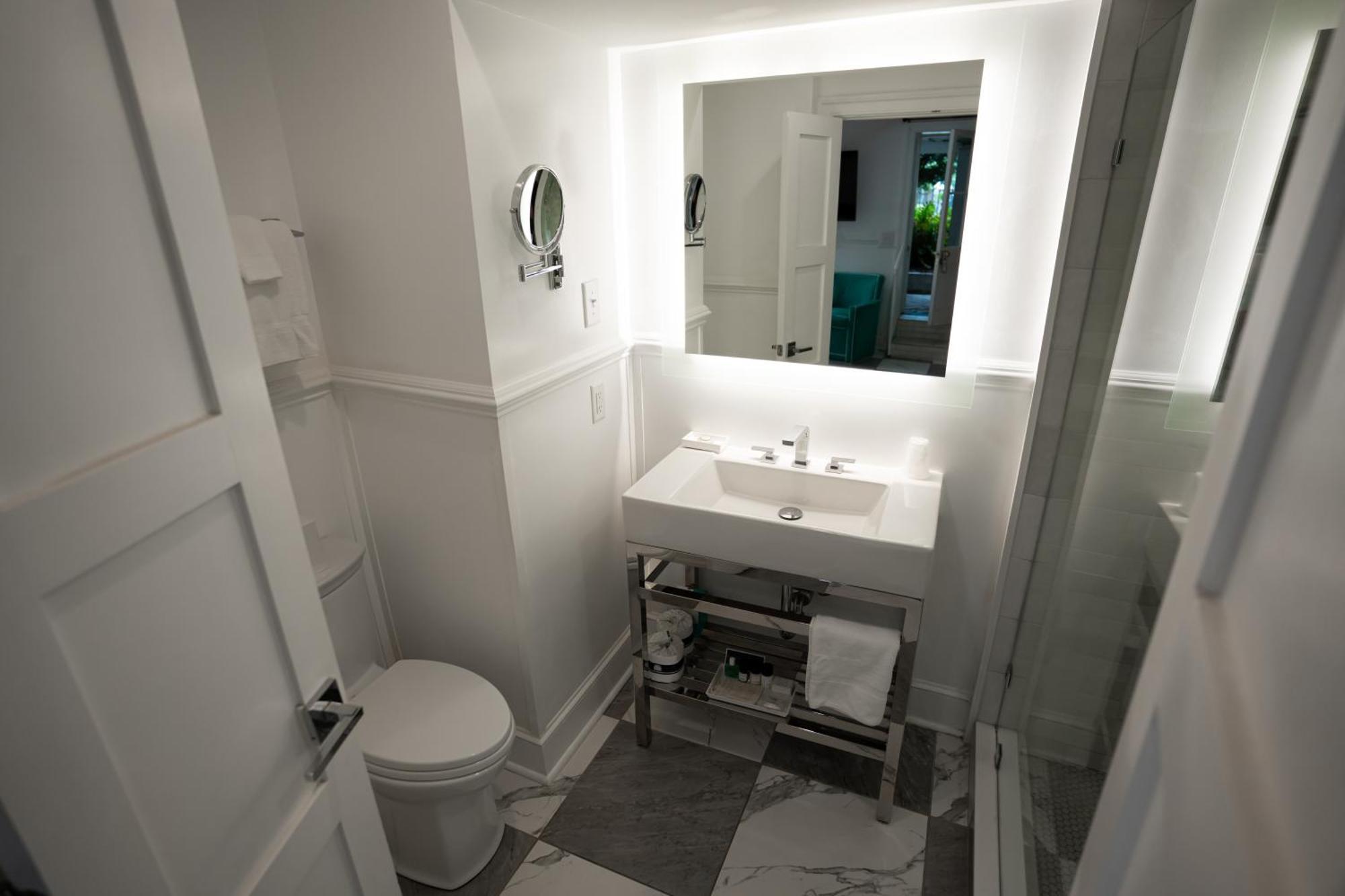 20 South Battery Bed & Breakfast 3*