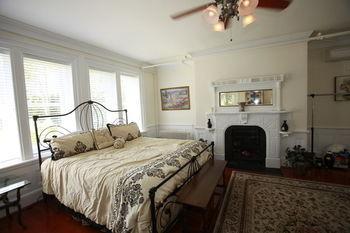 Apartment Walk Away Stays Vacation Rentals *