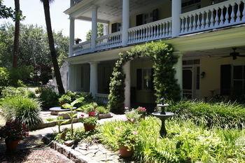 Apartment Walk Away Stays Vacation Rentals Charleston