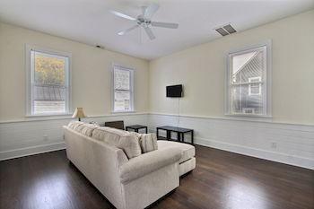 Hotel The Maple By Low Country Rentals Charleston