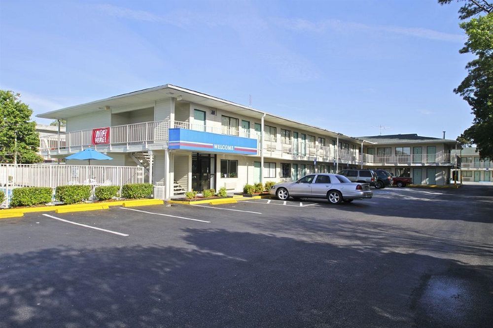Hotel West Ashley Charleston
