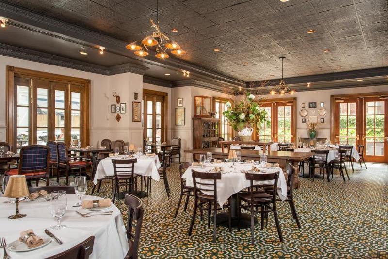 The Lindy Renaissance 4*