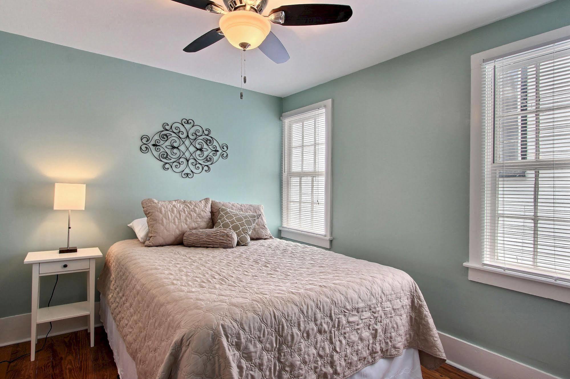 Downtown Vacation Rentals Apartment