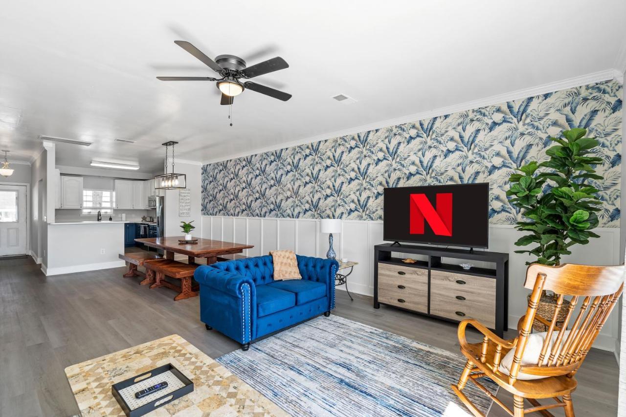 ☆live On The Water! Palmetto Palm W/ Patio - 10min To Downtown & Beaches☆ *