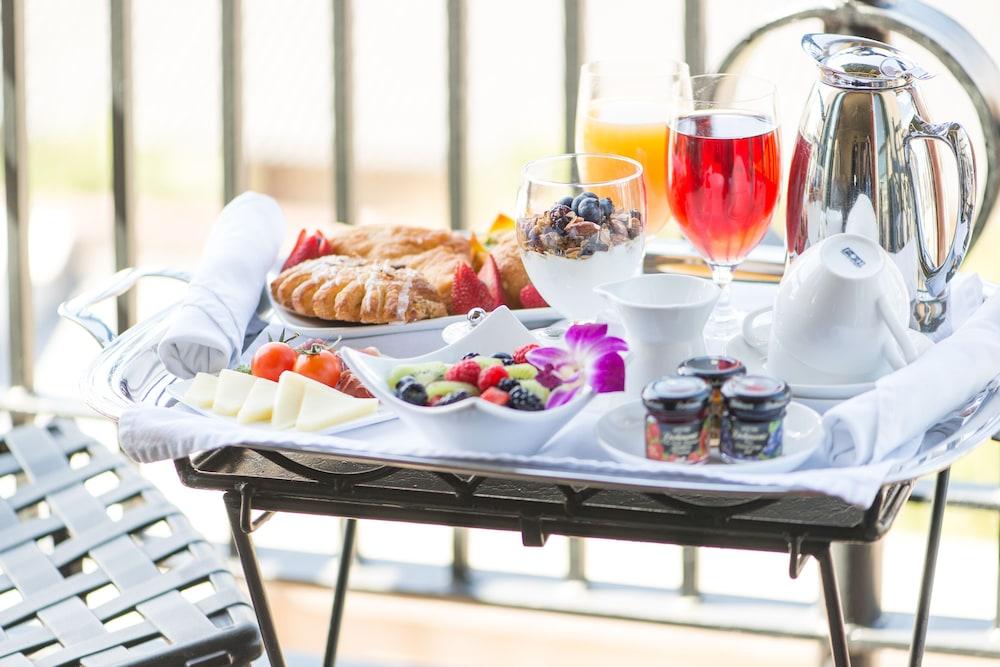 French Quarter Hotel 4*