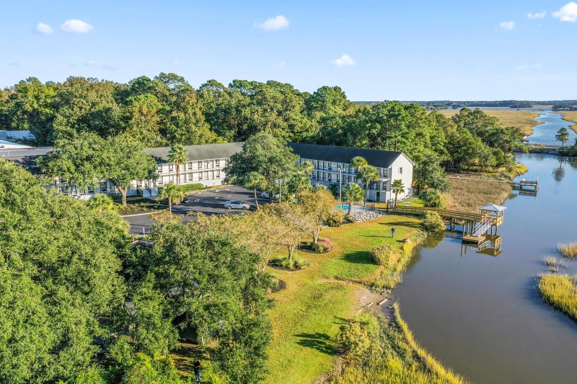Creekside Charleston