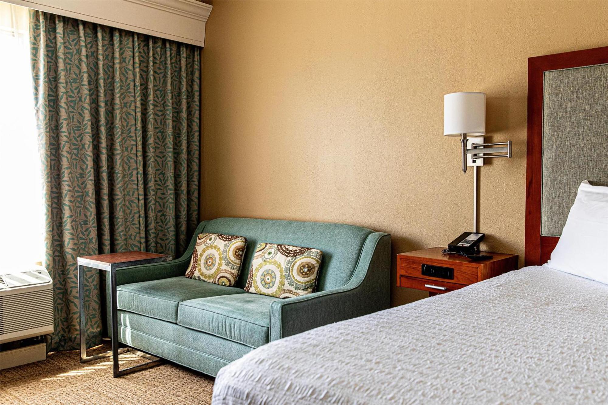 Hotel Hampton Charleston-daniel Island Charleston